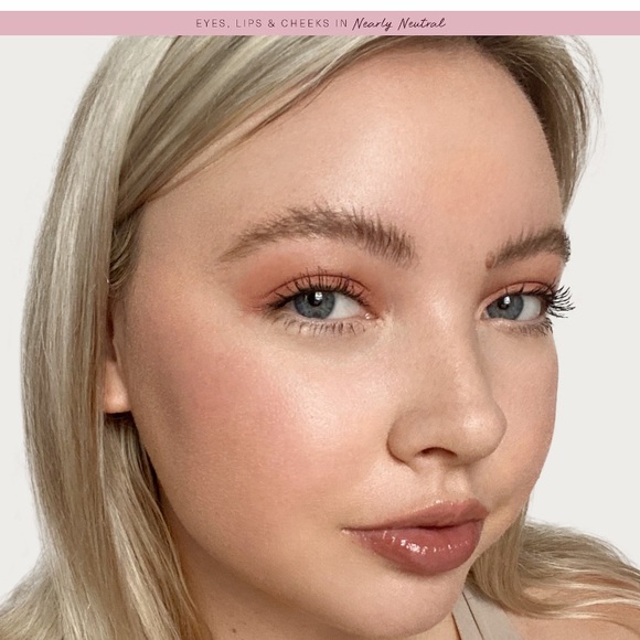 Rare Beauty Glossy Lip Balm Nearly Neutral - Picture 5 of 8